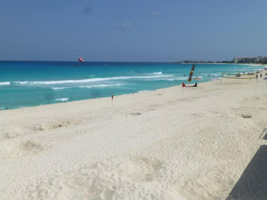 Great Price, Beautiful Beach And Pool, 1 Bedroom Cancun Exterior photo